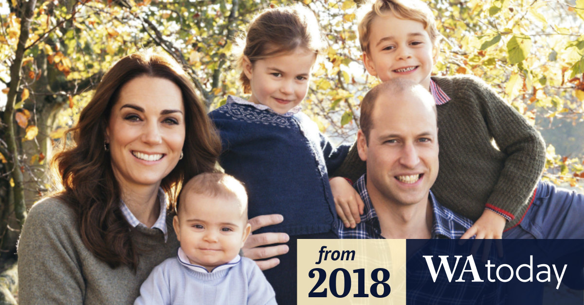 Royals reveal their Christmas card photos